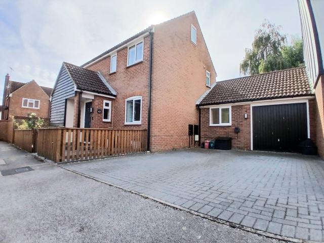 House for rent in Chells Manor, Stevenage