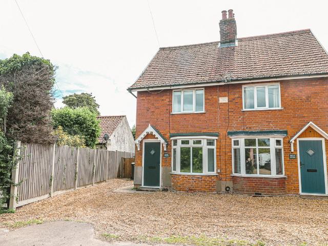 House for rent in Bracon Ash, Burgh St Peter
