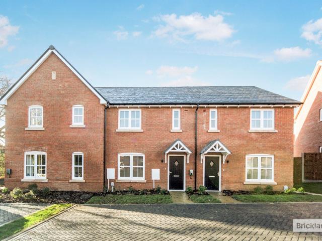 House for rent in Upperton, Eastbourne