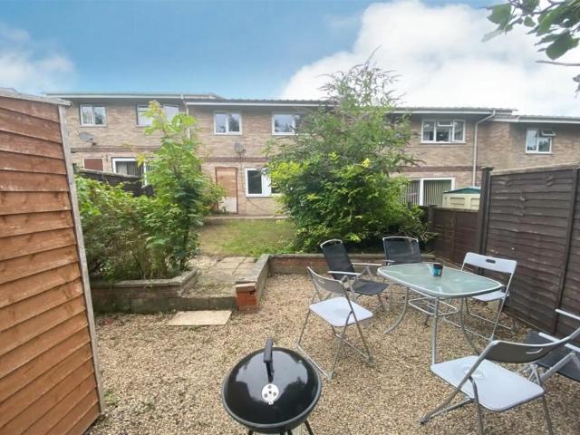 House for rent in Sleepers' Hill, Hampshire