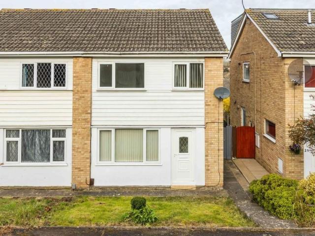 House for rent in Overslade, New Bilton