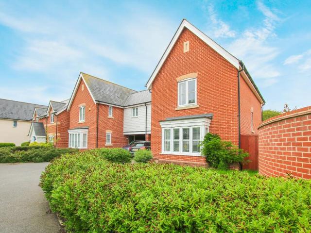 House for rent in Mile End, Fordham Heath