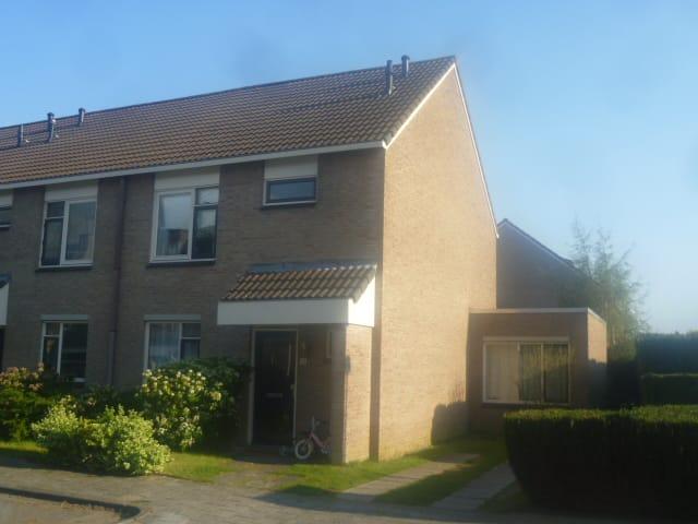 Woning te huur in De Kelen, Noord Brabant