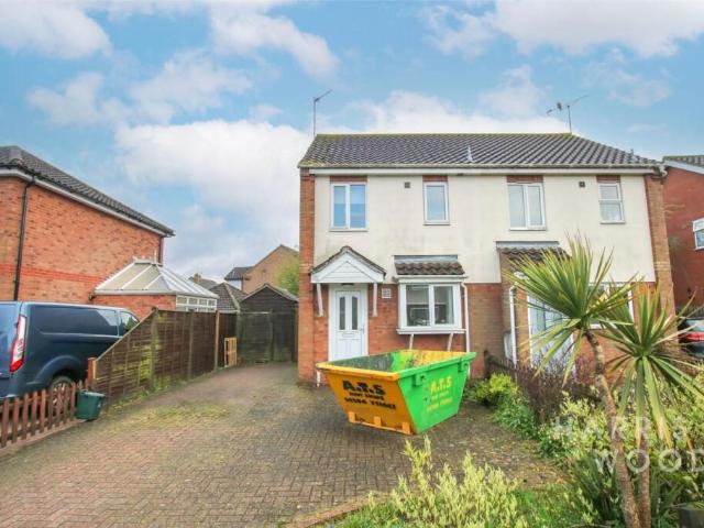 House for rent in Mile End, Fordham Heath