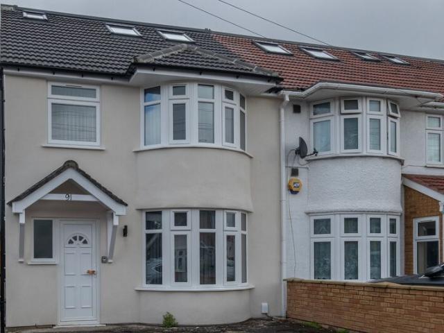 House for rent in London Borough of Hounslow, Greater London