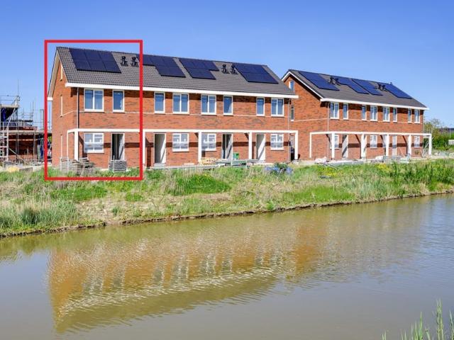 Woning te huur in Strijen, Zuid Holland