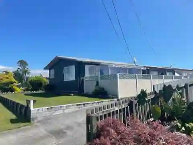 House for rent in Fairdown, West Coast