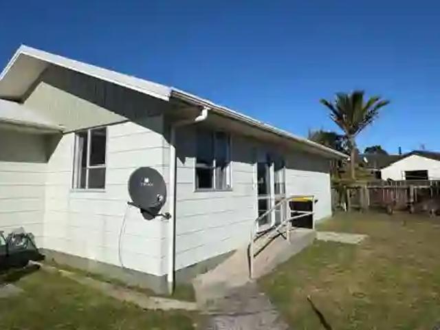 House for rent in Fairdown, West Coast
