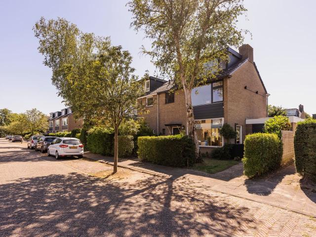 Woning te huur in Den Deijl, Wassenaar