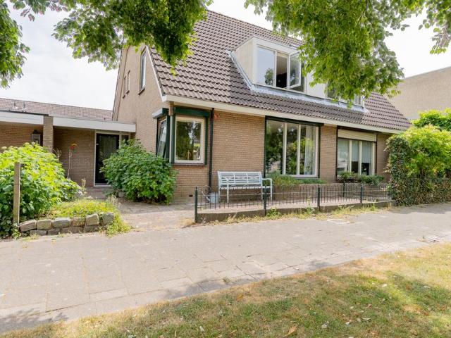 Woning te huur in Barendrecht, Zuid Holland