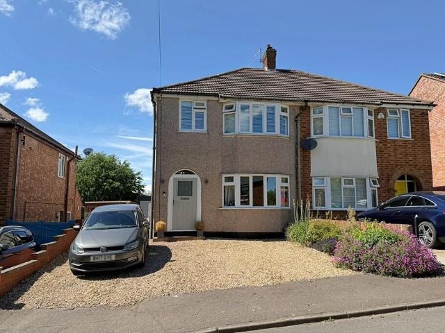 House for rent in New Bilton, Warwickshire