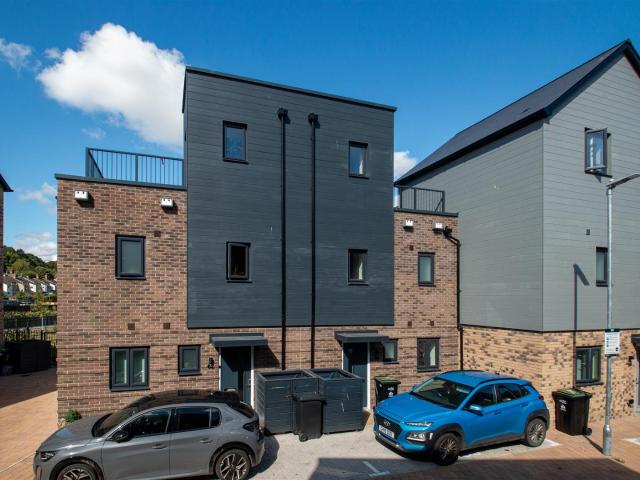 House for rent in Whitton, Key Street