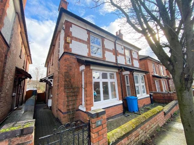 House for rent in Littleover, East Midlands