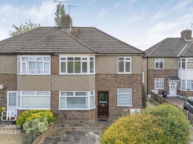 House for rent in Hainault, Greater London
