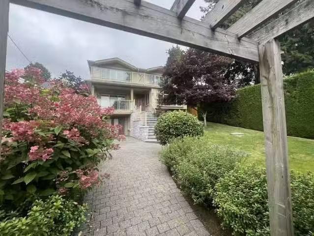 House for rent in West Vancouver, British Columbia