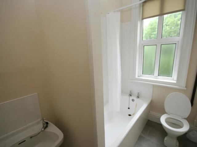 House for rent in Saint George's, South Yorkshire