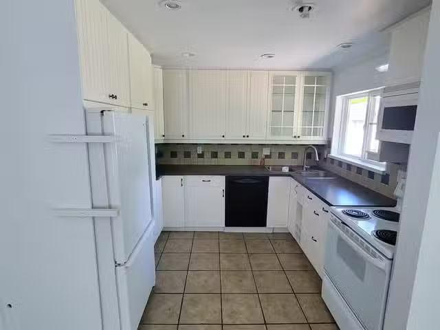 House for rent in White Rock, British Columbia