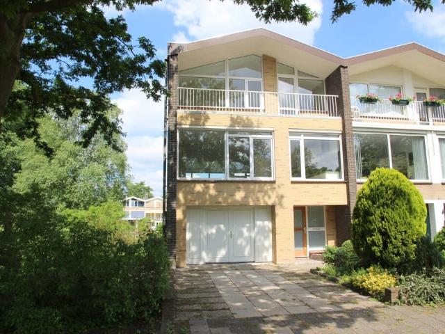 Woning te huur in Voorschoten, Zuid Holland