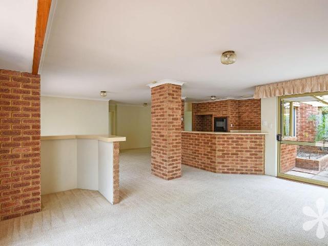 House for rent in Winthrop, Western Australia