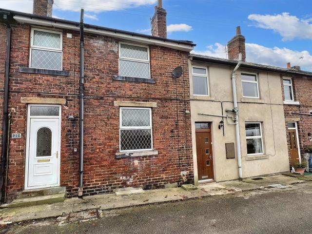 House for rent in Clayton West, West Yorkshire