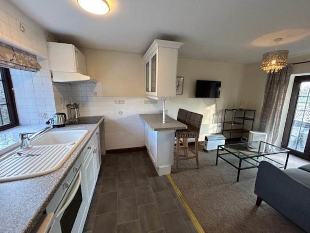 House for rent in Nibley, Iron Acton