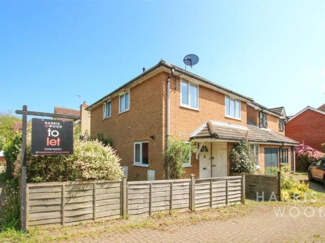 House for rent in Mile End, Fordham Heath