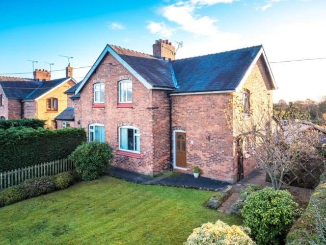 House for rent in Duddon, Cheshire