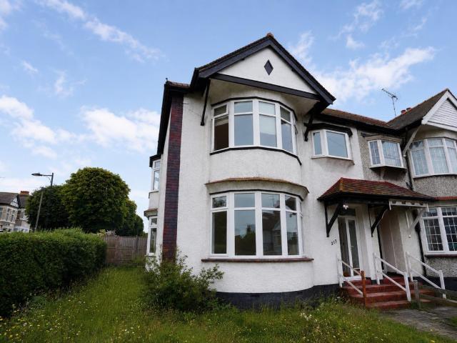 House for rent in Kursaal Estate, Alton Barnes