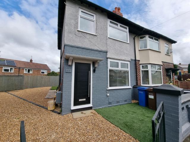 House for rent in Brinnington, Stockport