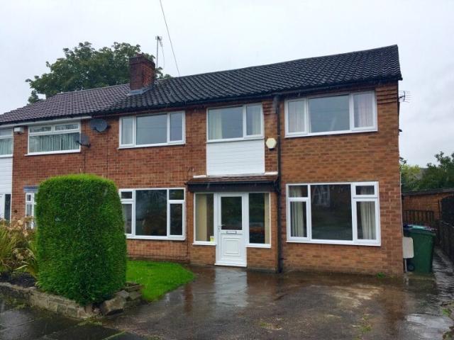 House for rent in Heald Green, Greater Manchester