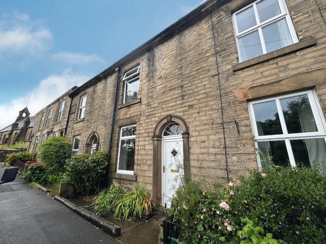 House for rent in Charlesworth, East Midlands