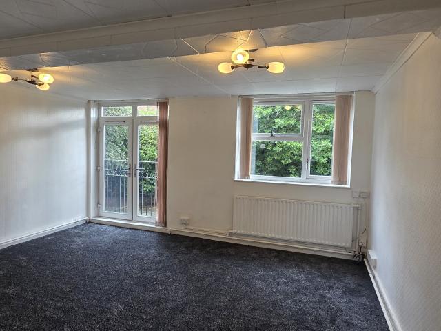 House for rent in Woodbank Estate, Portwood