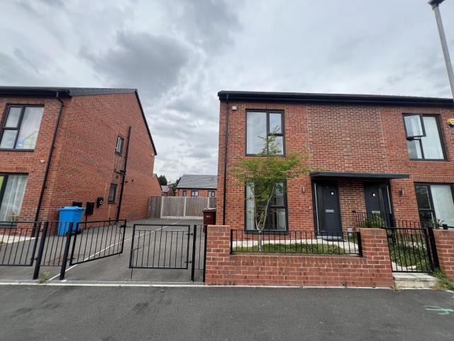 House for rent in Georgia, Greater Manchester