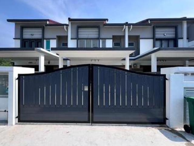 Terraced House for rent in Wellesley, Penang