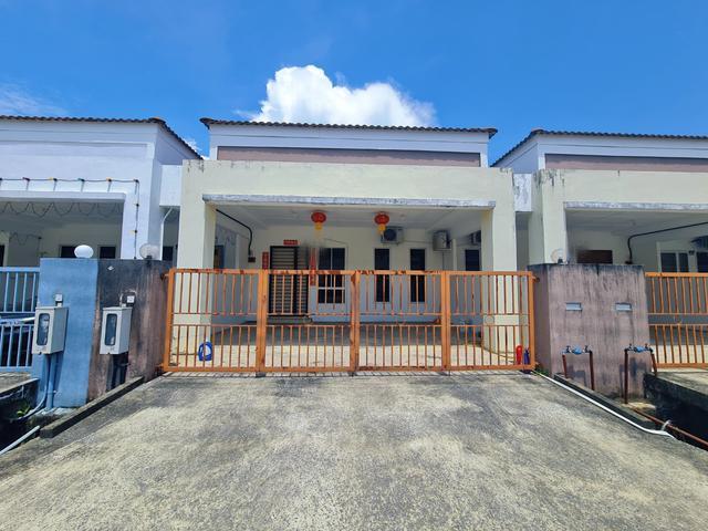 Terraced House for rent in Long Miri