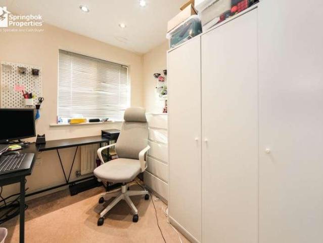 House for sale in Luton, Biscot