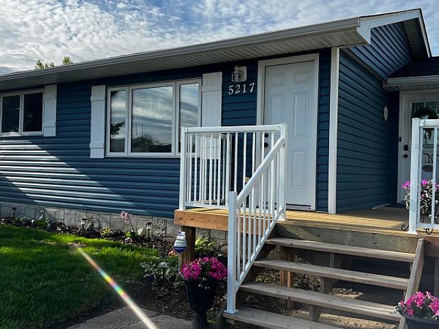 House for sale in Wedgewood, Alberta