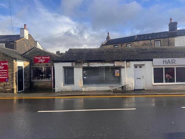 House for sale in Lower Wyke, West Yorkshire