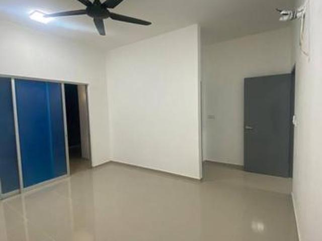 Terraced House for sale in Tanjong Sepat, Selangor
