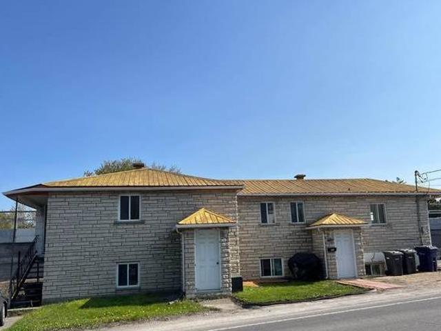House for sale in Laval-des-rapides, Quebec