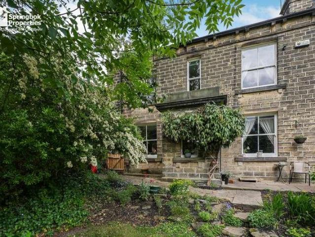 House for sale in Holmfirth, Honley