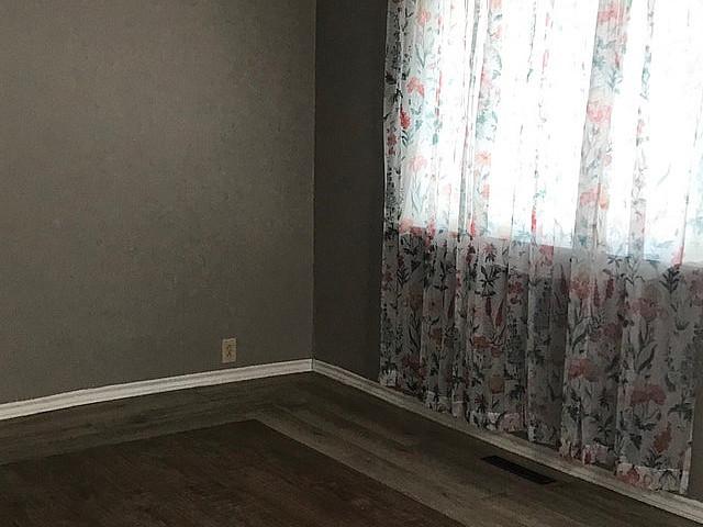 House for sale in East St. Paul, Manitoba