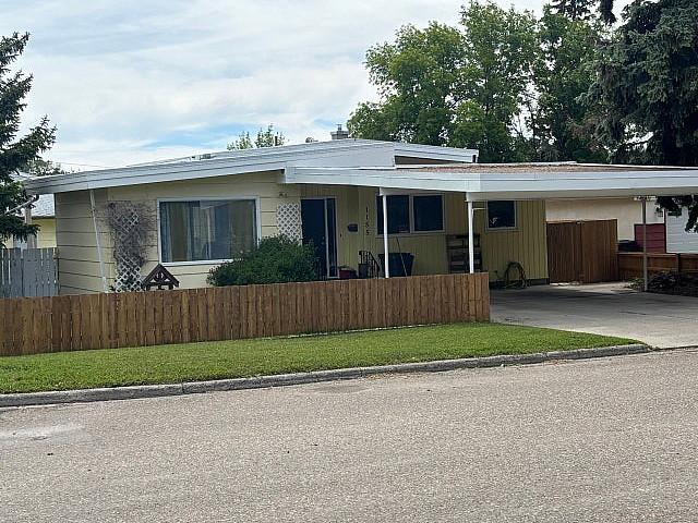House for sale in Wedgewood, Alberta