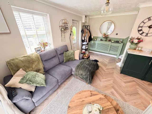 House for sale in Barwell, Barton