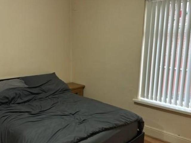 House for sale in Hexthorpe, South Yorkshire