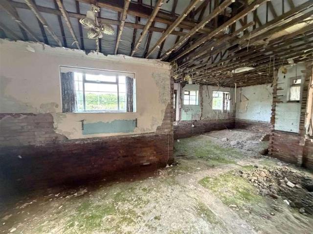 House for sale in Daisy Hill, Lee Bank