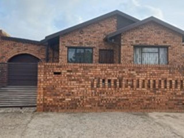 Property for sale in Diepkloof, Vosloorus