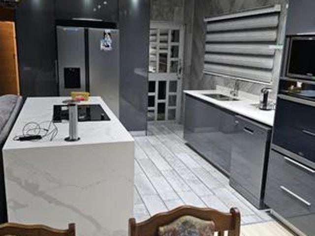 House for sale in Phoenix House for sale in Phoenix