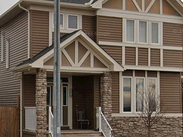 House for sale in Airdrie, Alberta