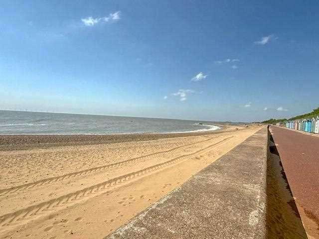 House for sale in Holland-on-Sea, Dale Hill